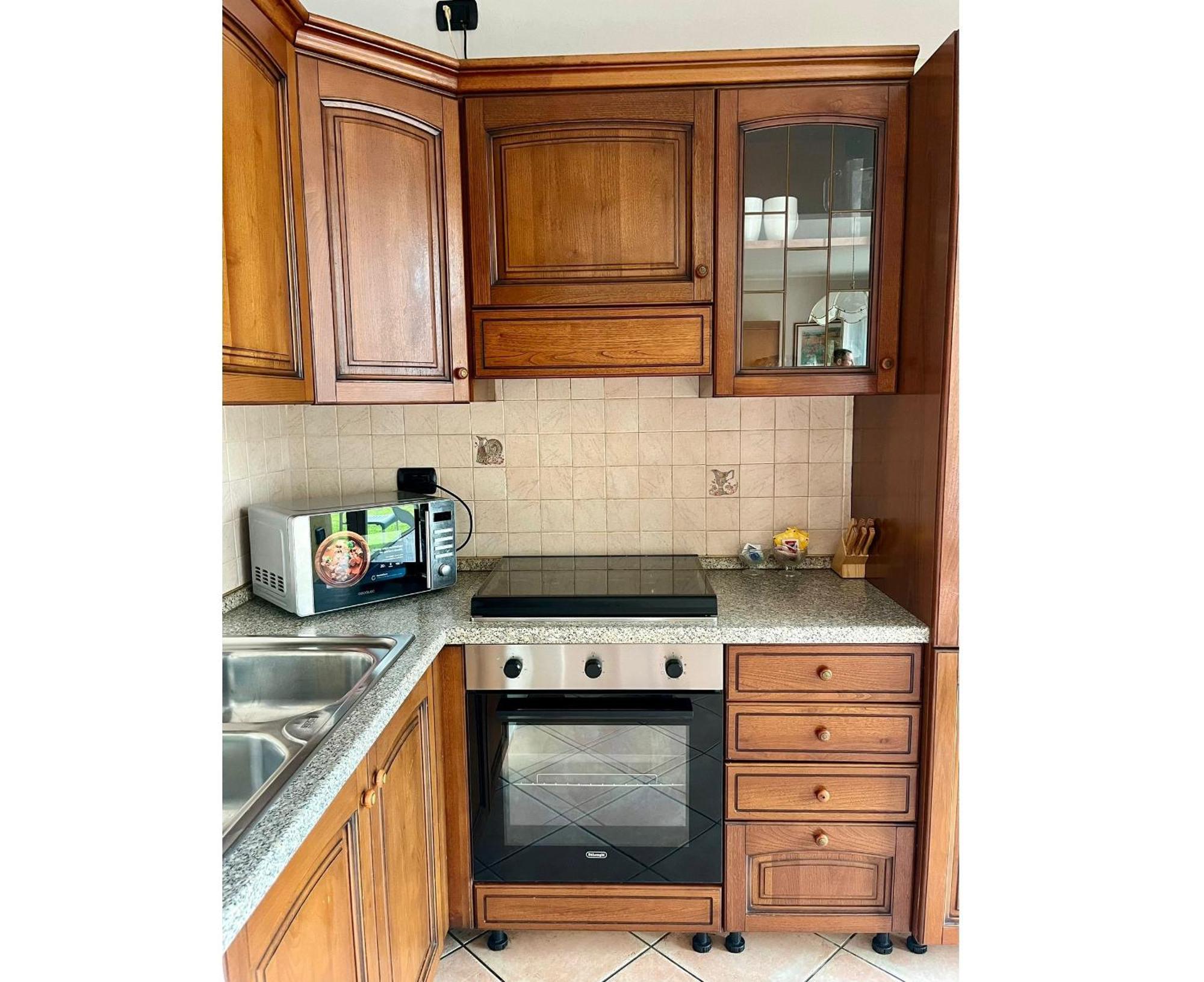 Appartement With Garden And Garage - Larihome A28