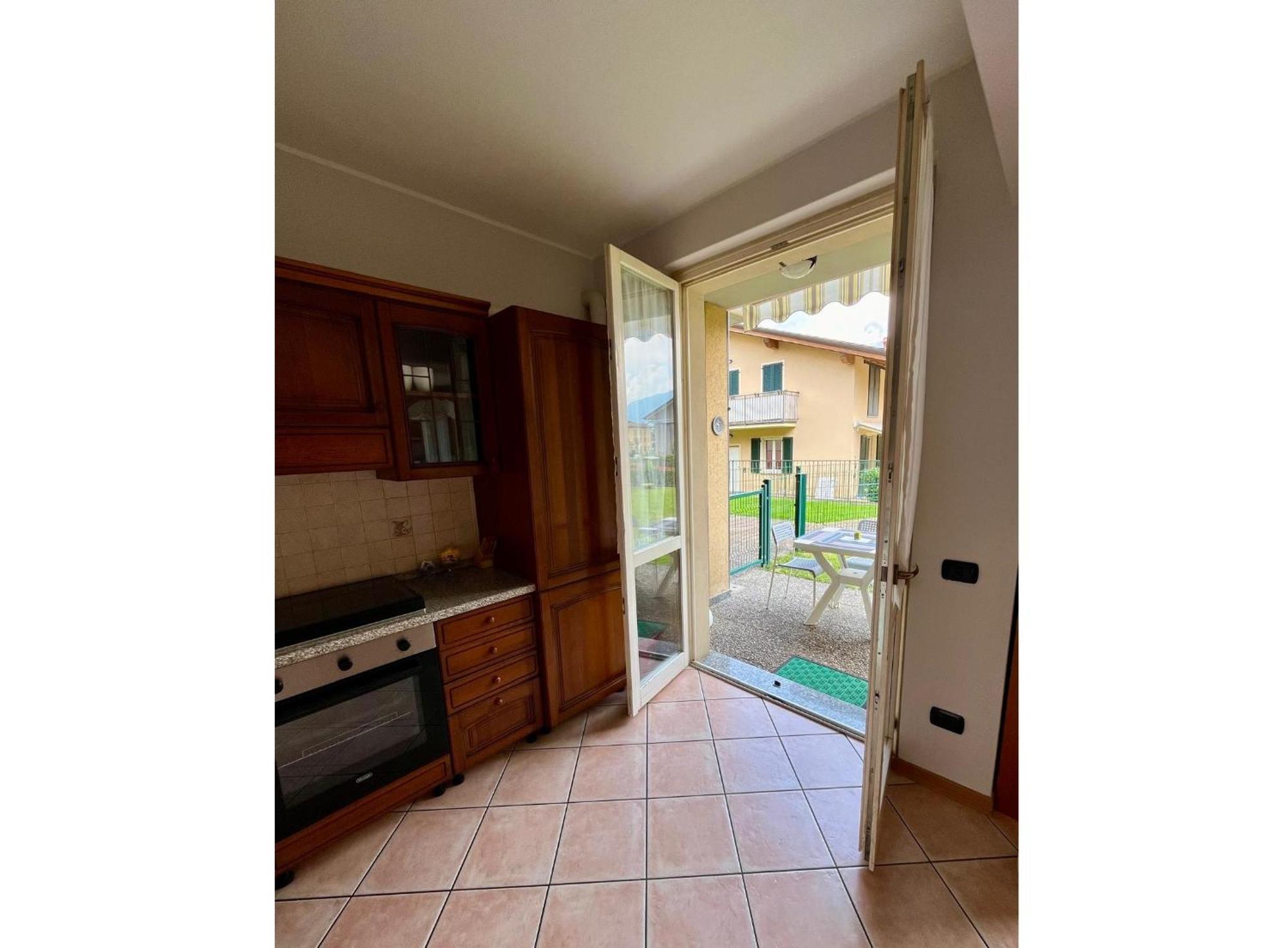 With Garden And Garage - Larihome A28 Appartement *