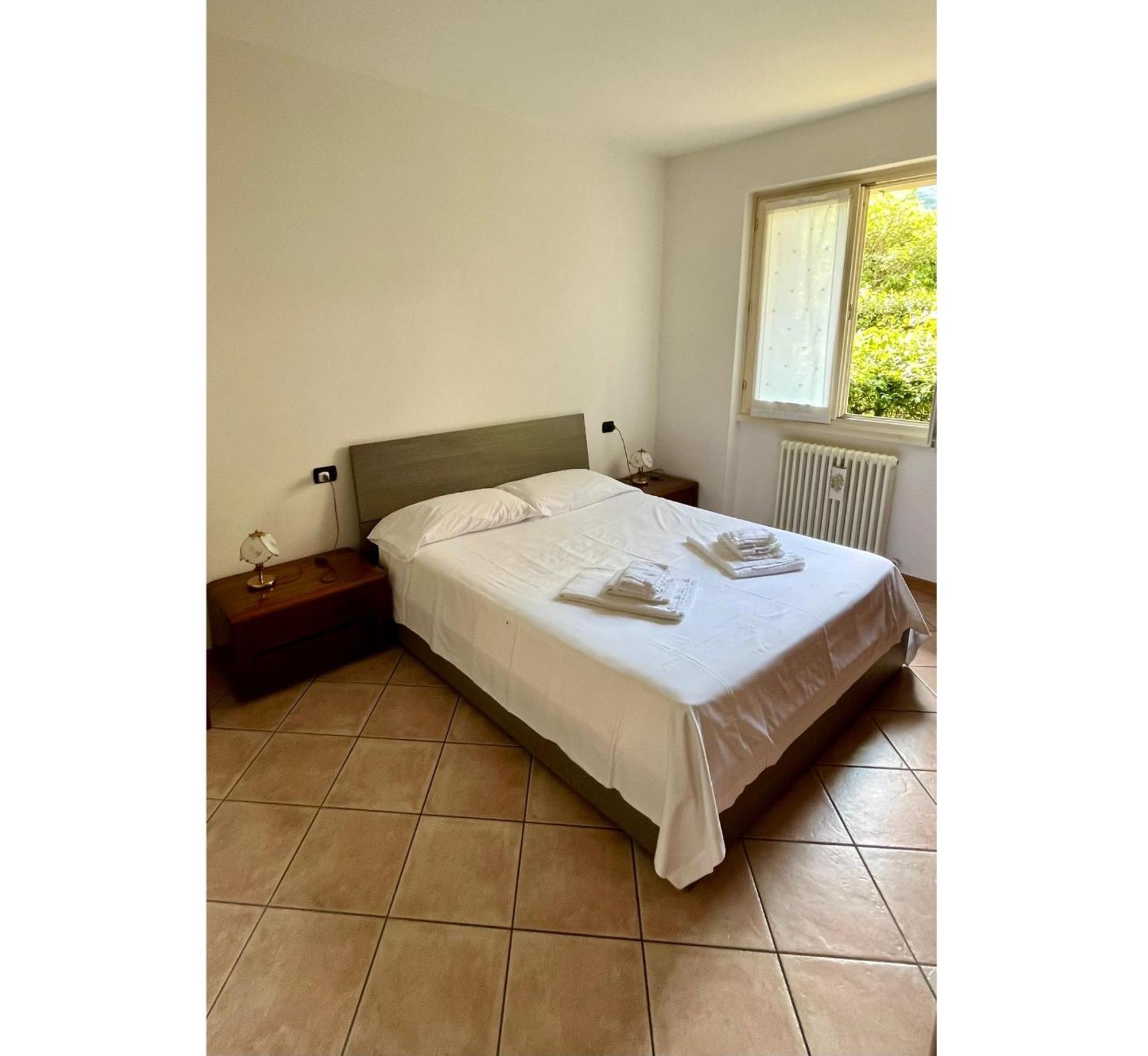 With Garden And Garage - Larihome A28 Appartement